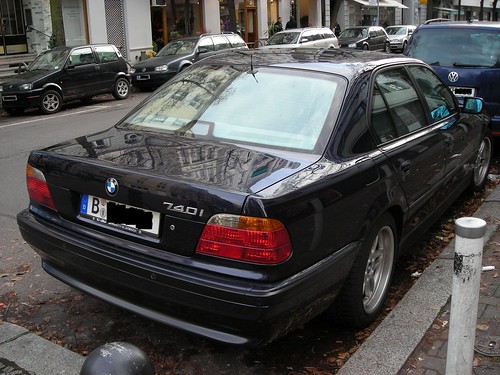 BMW 740i E38