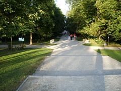 Avenue of Seats, Targu Jiu