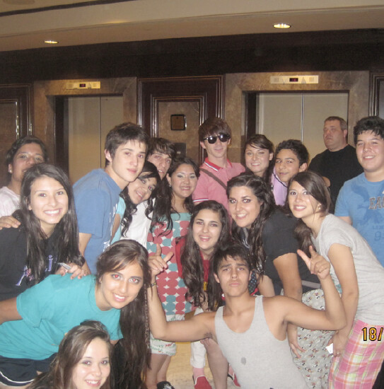 drake-bell-mexico-prom%20(7)