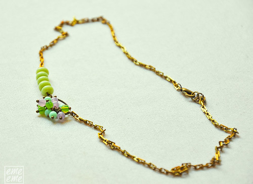 Oval hoop and glass beads Necklace