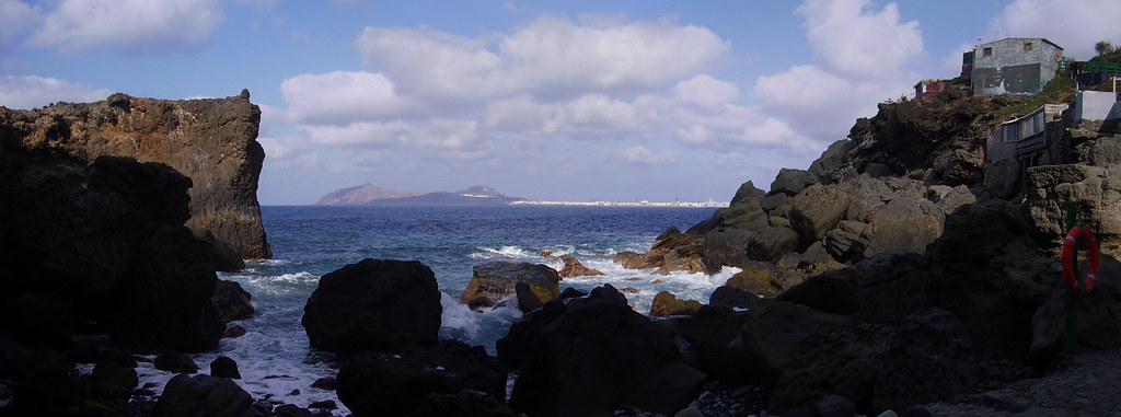 Las Palmas de Gran Canaria desde playa de Punta de Arucas