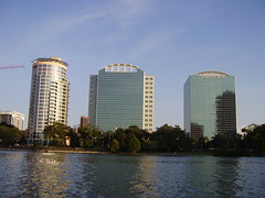 Vistas desde el Lago Eola, Downtown Orlando, F...
