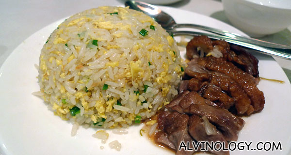 Shanghai fried rice with special sauce duck