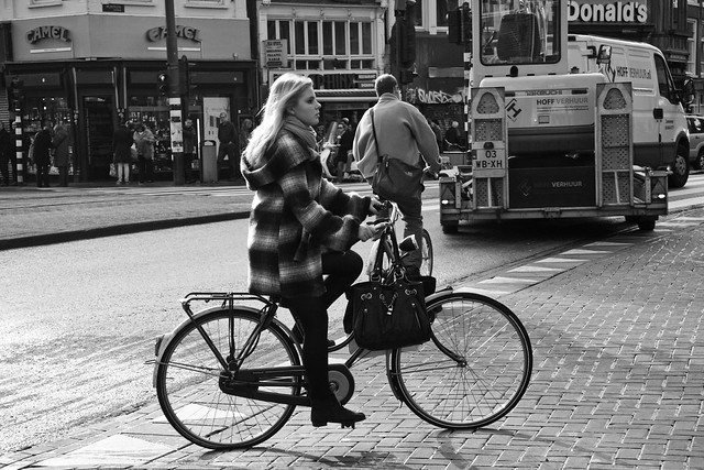Amsterdam Cycle Chic - Poise
