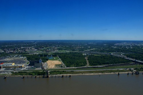 Arch View E St Louis