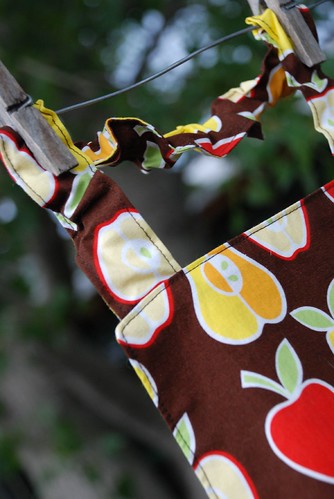 Montessori child's apron elastic neck strap