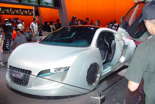 2004 Audi RSQ Concept 1024 x 685