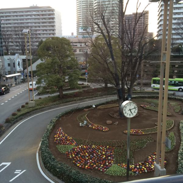 川口駅の上から見たガーデニングがとても綺...