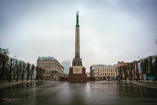 The Freedom Monument, Riga, Latvia    ------------ www.Instagram.com/front_area ------------ #fa_photo  #pablopiedra #like4like #landscape  #nature #naturelovers #photooftheday #photographylife #picoftheday #goandexplore #travel #traveler #travelife #trav
