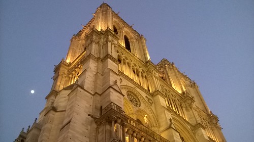 Notre Dame in the evening ©  Michael Neubert