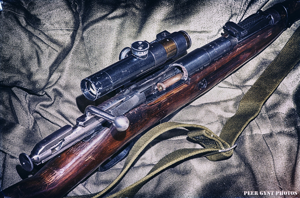 : Legandary 7,62 mm Mosin M91/30 PU Sniper Rifle. 1944