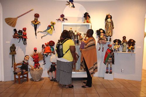 Закрытие 35-й ежегодной выставки черных кукол