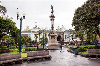 Quito Plaza de Armas_1979