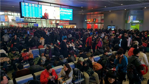 京沪高铁列车大面积晚点 数千旅客滞留苏州北站