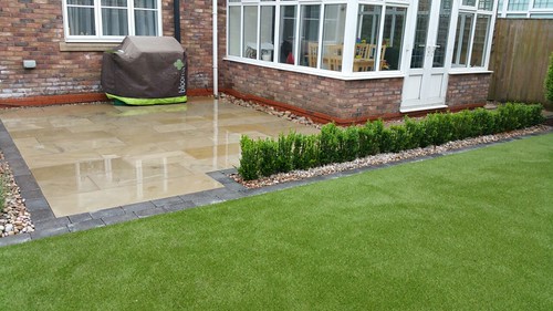 Landscape Gardening Wilmslow -  Decking Paving and Artificial Lawn Image 20