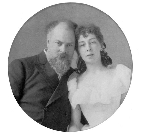 K.E. Makovsky and his wife ©  Sergey G