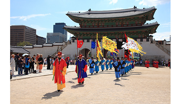 ソウルの歴史を半日で満喫！景福宮や国立民俗博物館見学（午前観光）