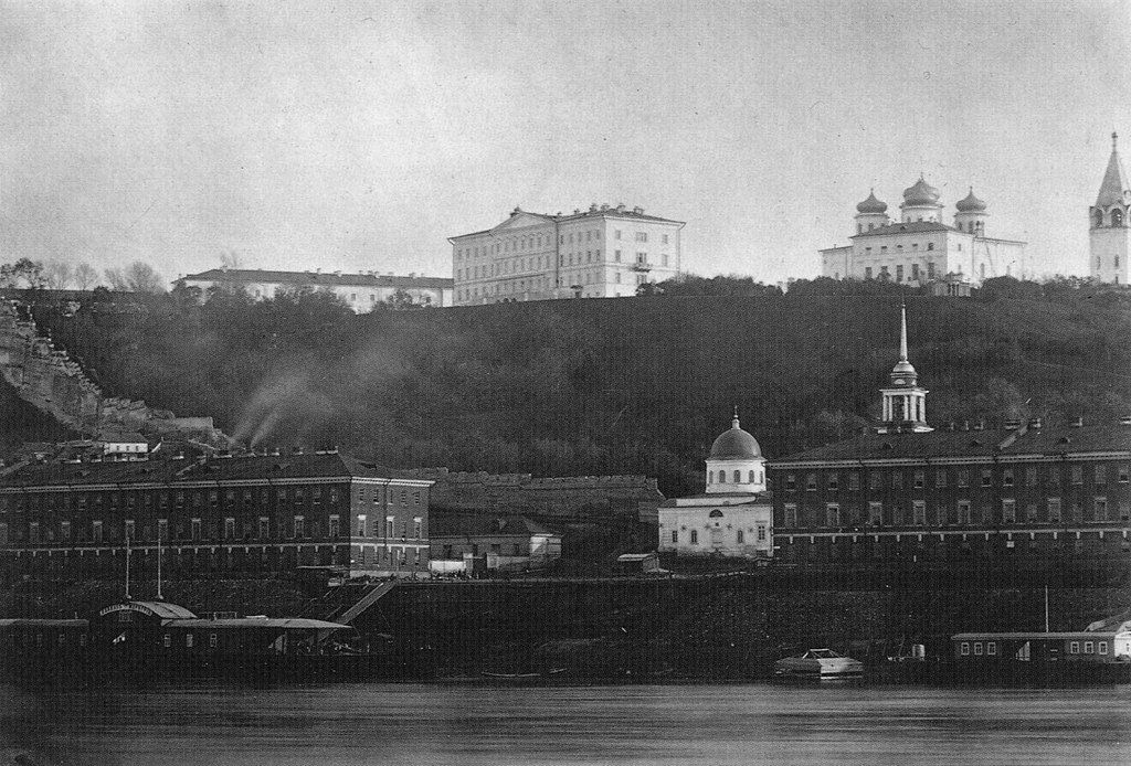 : A view of the Kremlin from the Volga (Nizhny Novgorod)