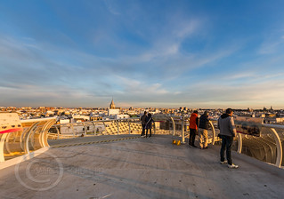 Seville Jan 2016 (5) 765  - Around and about the Metropol Parasol in Plaza de la Encarnacion at the other end of the day this time - waiting for the sunset