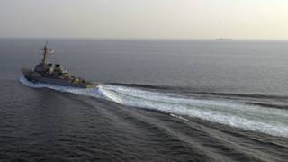 美舰西沙中建岛12海里内挑战中国