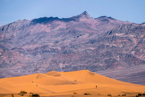 Death Valley dunes ©  specchio.nero