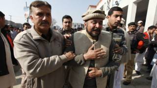 巴基斯坦西北一大学遭袭击19死17伤