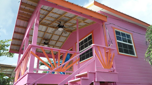 Cayo Caulker, Belize <a style="margin-left:10px; font-size:0.8em;" href="http://www.flickr.com/photos/141744890@N04/26260027621/" target="_blank">@flickr</a>