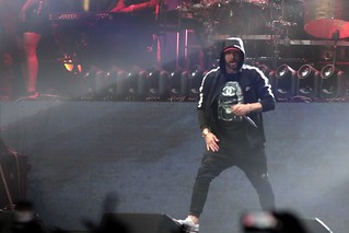 'Gunshot' sound effects during Eminem's Bonnaroo set prompt backlash
