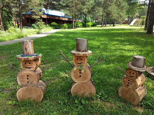 Foresty the Snowmen ©  Alexander Yampolsky