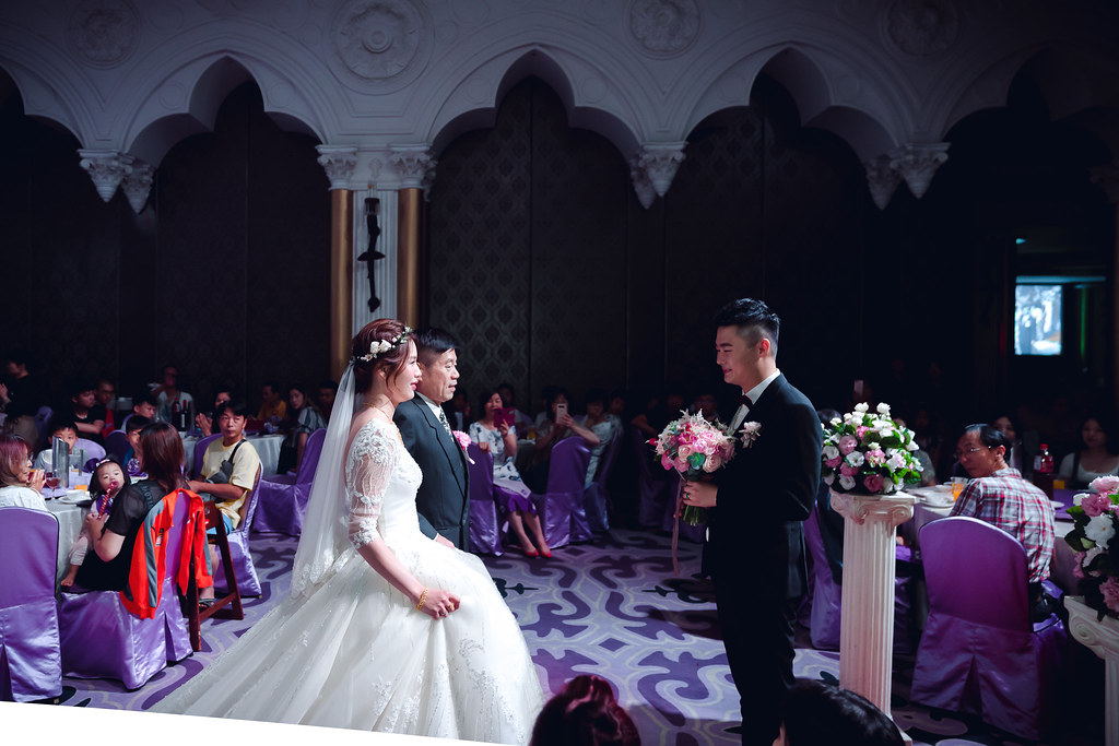 台中婚禮紀錄,類婚紗,婚宴場地,潮港城