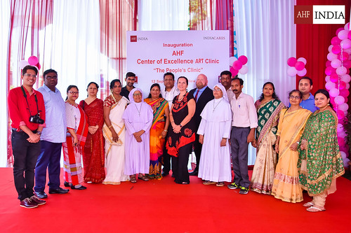 AHF India abre una clínica de terapia antirretroviral gratuita en Nueva Delhi.