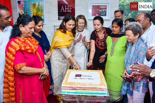 AHF India opens free Anti-Retroviral therapy clinic in New Delhi.