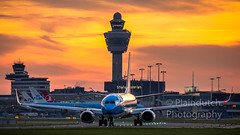 KLM 737 at sunset • <a style="font-size:0.8em;" href="http://www.flickr.com/photos/125767964@N08/45720706351/" target="_blank">View on Flickr</a>