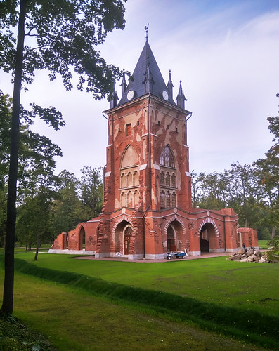 Chapell Tower. Tsarskoe Selo ©  Andrey Korchagin