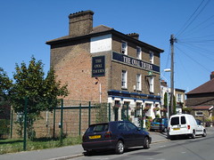 Picture of Oval Tavern, CR0 6BR