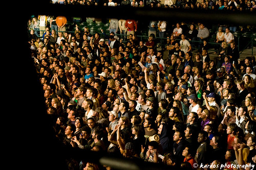 crowd for The Killers @ Street Scene 2007