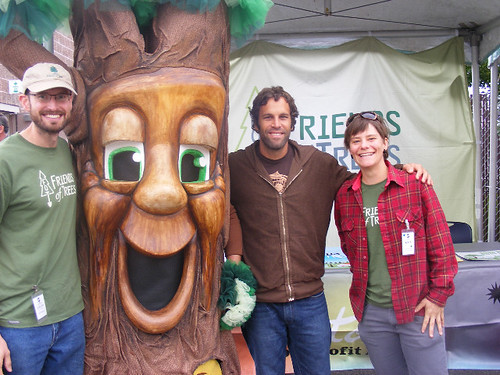 Friends of Trees' Logan Lauvray, Garry Oak, and Kris Day with Jack Johnson at his concert in Clark County on Oct. 3