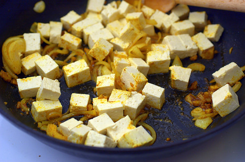 tofu, spinach and okra stirfry