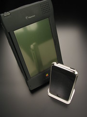 iPhone e Newton 2000