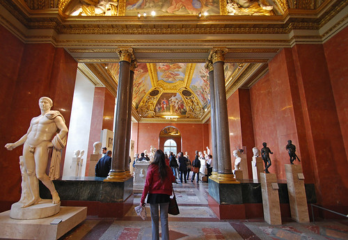 Louvre Museum Internal16