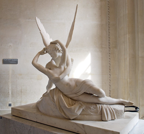 Louvre Museum Internal37