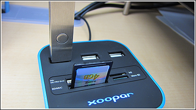 xooparデザインのUSBハブ＆カードリーダー