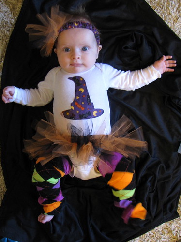 DIY Baby’s First Halloween: Costume Tutu