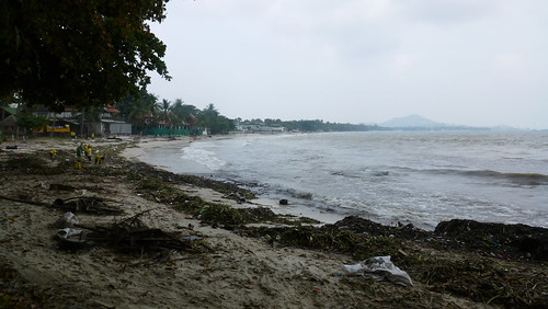 Koh Samui after storm-chaweng beach south end サムイ島 集中豪雨後 チャウエンビーチ南端0