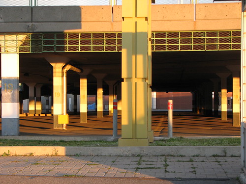 Place Vertu parking lot