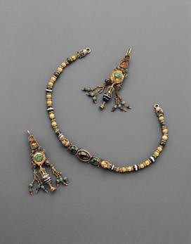 A Hellenistic Gold Polychrome Jewelry Set
