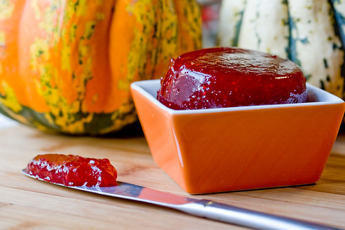 Homemade Jellied Cranberry Sauce