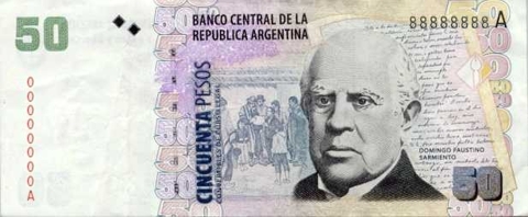 Un billet de 50 pesos argentins