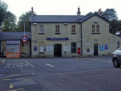 Picture of Woodside Park Station