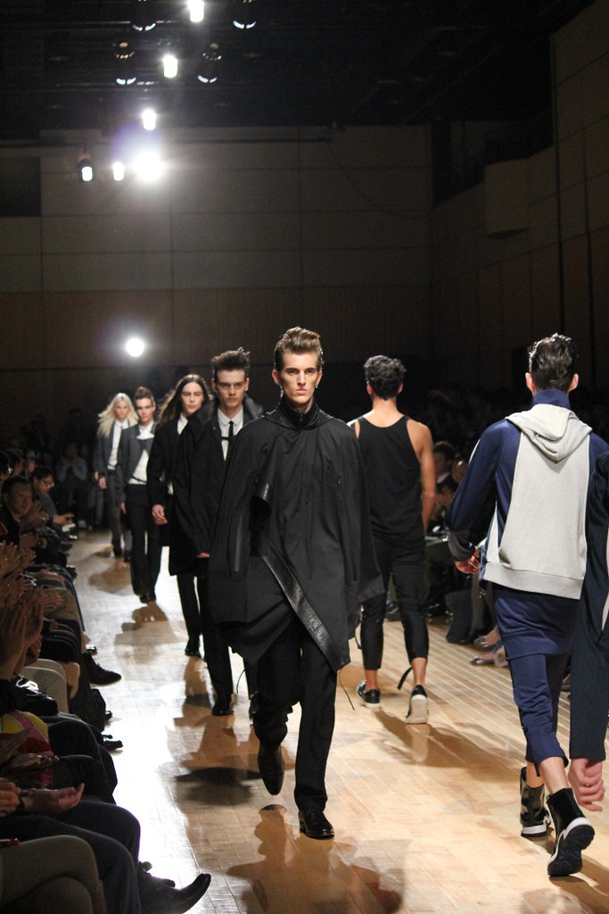 ato Collection “Japan Fashion Week in TOKYO 2010 (16)